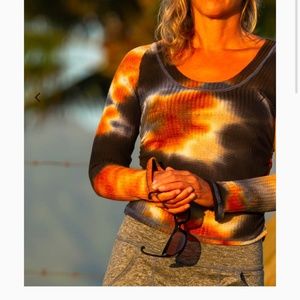 Autumn Teneyl Designs Thermal Swan Top - Mustang
